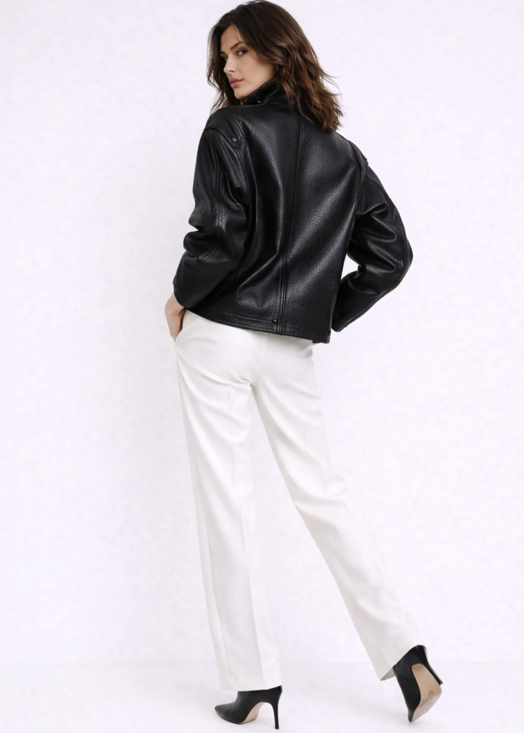 90s-oversized-black-leather-jacket.webp