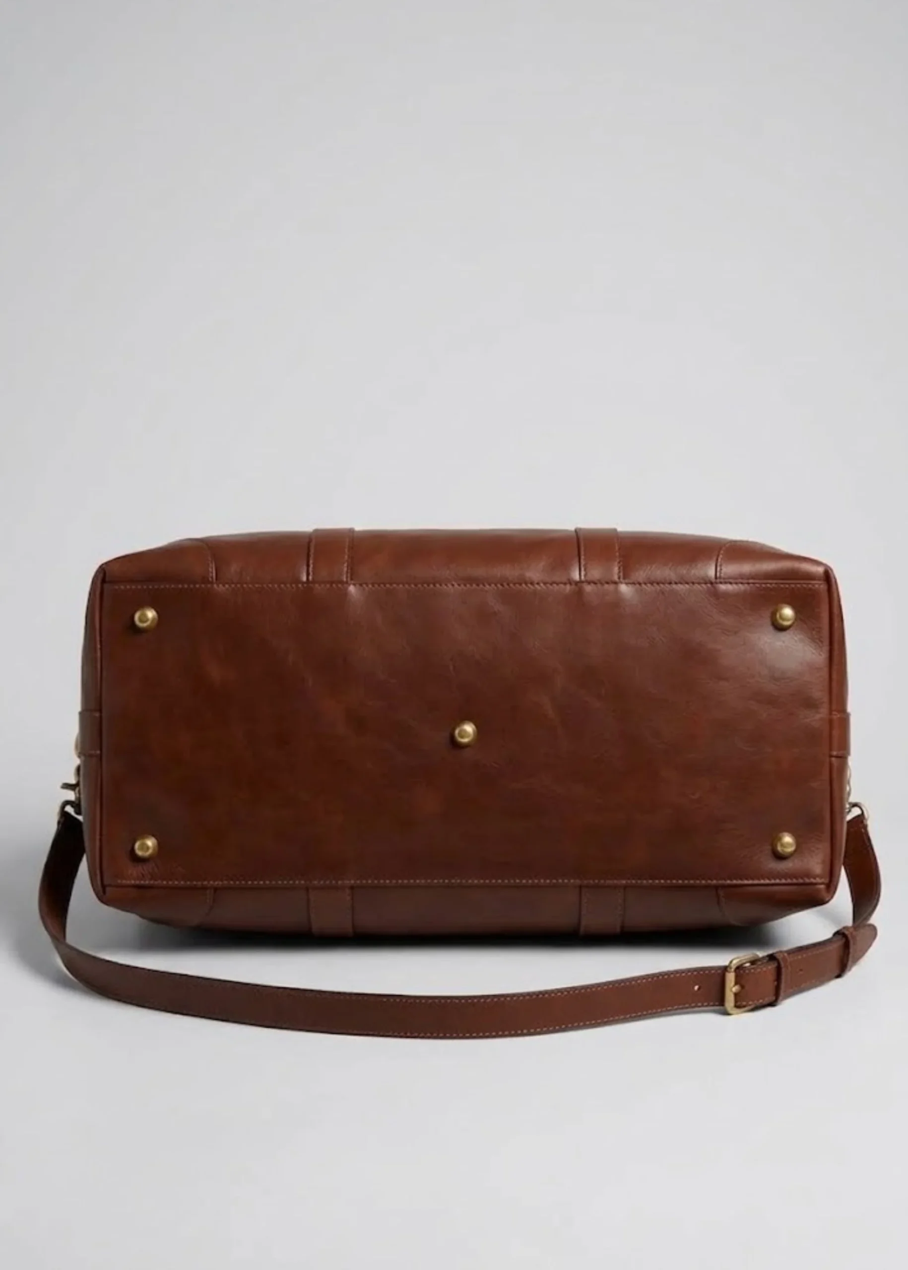 leather-brown-travel-shoulder-bag.webp
