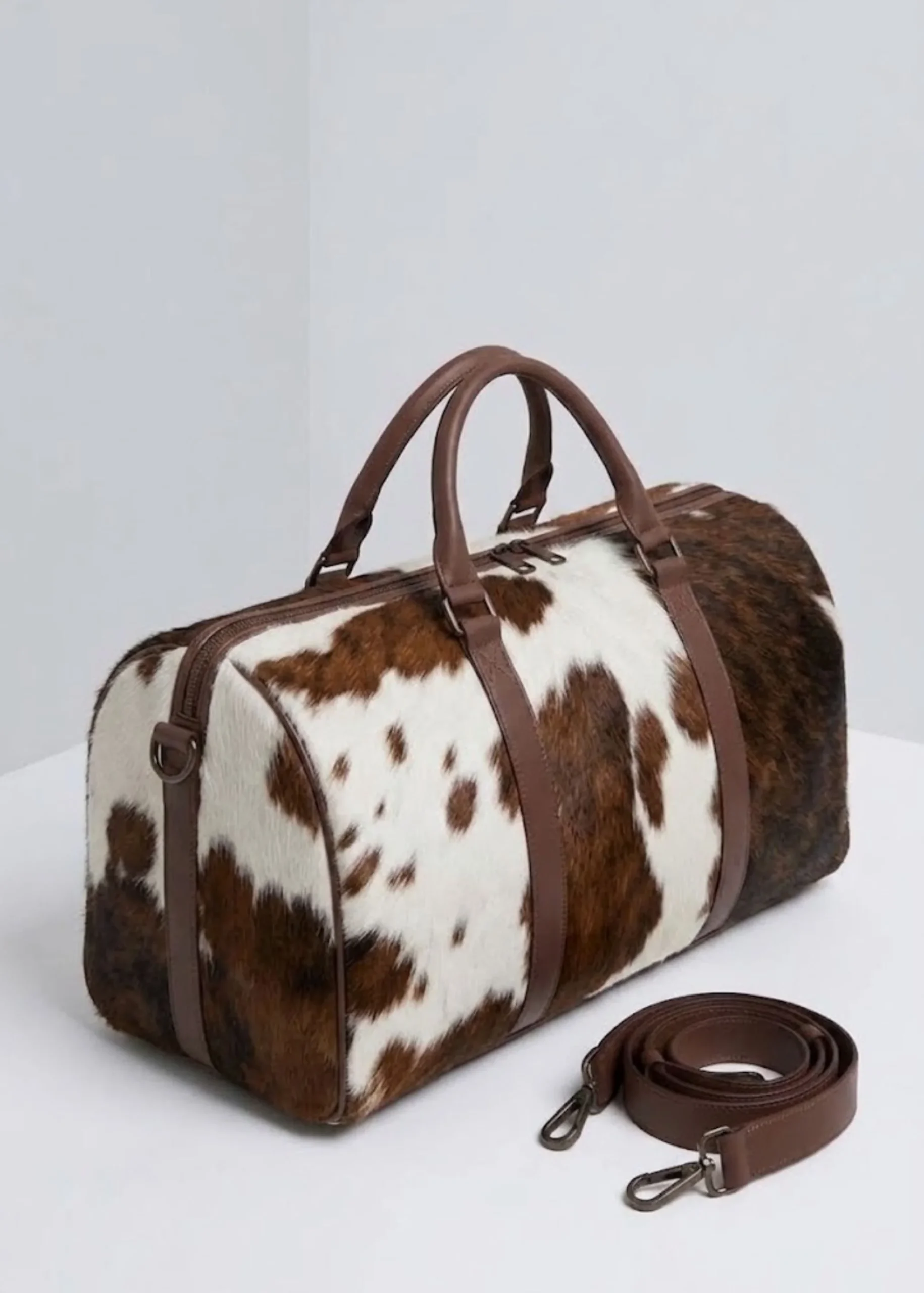 luxury-cowhide-leather-duffel-bag.webp